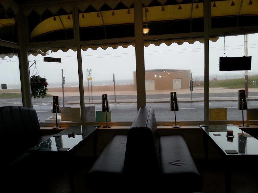 Wallace Hotel Blackpool Eksteriør billede